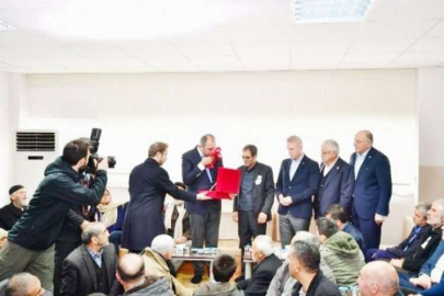 Bakan Gül'den şehit ailesine ziyaret