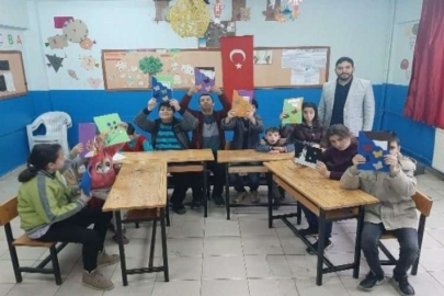 Engelli öğrencilerin karne sevinci