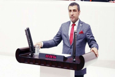 TAŞDOĞAN İSTEDİ, BAKANLIK OLUR DEDİ