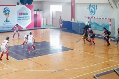 Hokey Süper Ligine Gaziantep Polisgücü rüzgarı