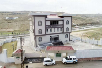 ŞAHİNBEY BELEDİYESİ'NDEN EMNİYETE DESTEK