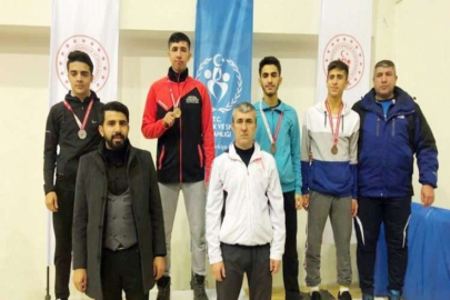 BÜYÜKŞEHİR SPORCULARI MADALYALARI TOPLADI