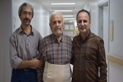 Hastanın bağırsağından idrar kesesi yapıldı
