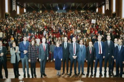 BÜYÜKŞEHİR, ÖĞRENCİLERE ÇEVRİM İÇİ EĞİTİMLE DESTEK VERECEK