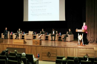 HKÜ’de Bilim Diplomasisi konuşmaları
