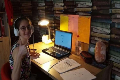 BAHÇEŞEHİR KOLEJİ EŞ ZAMANLI ONLİNE SINAVLAR DÜZENLENİYOR