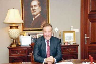 Enver Yücel zirvede