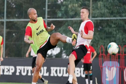 HAZIRLIKLAR SÜRÜYOR
