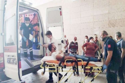 Bıçaklı kavga: 1'i ağır 4 yaralı
