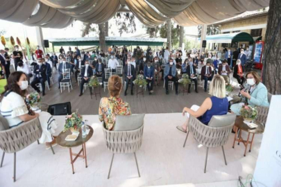 “GASTRONOMİDE KADIN GİRİŞİMCİLİĞİ” KONULU PANEL DÜZENLENDİ