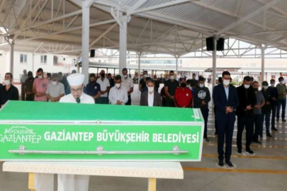 GAZETECİ CENGİZ KONCUK SON YOLCULUĞUNA UĞURLANDI