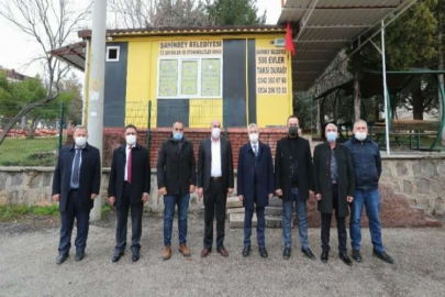 Tahmazoğlu taksi duraklarını ziyaret etti