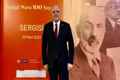 Koçer "İstiklal Marşı Mehmet Akif'in en büyük eseri, aziz milletimizin en kıymetli hazinesidir."