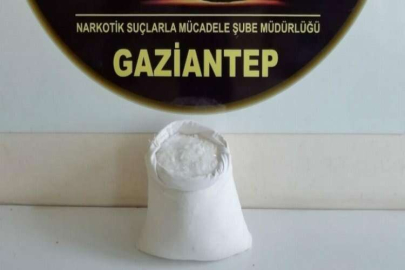 Kargo paketinden 5 kilo uyuşturucu çıktı