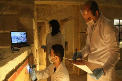 Tarih doktorları iş başında