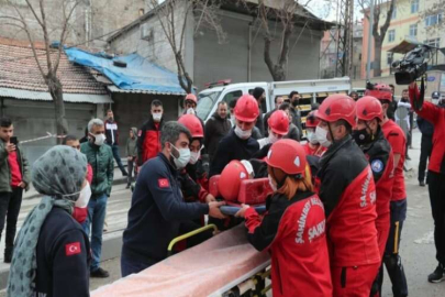 ŞAHKUT’tan gerçeği aratmayan deprem tatbikatı