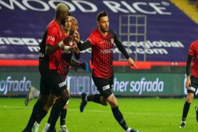 Gaziantep FK, Amedej Vetrih ile 2 yıl daha uzattı