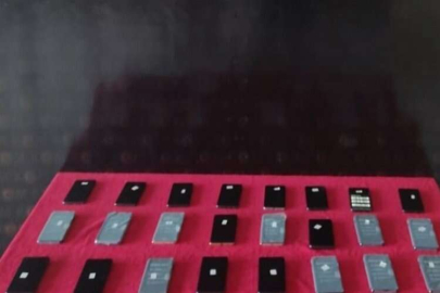 24 adet gümrük kaçağı telefon ele geçirildi