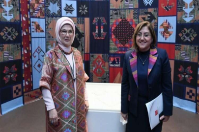 Şahin, Beştepe’de düzenlenen dokuma atlası sergisine katıldı