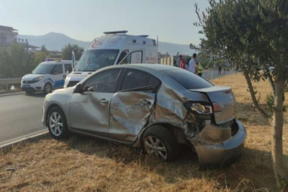Gaziantep’te cip ile otomobil çarpıştı: 2 yaralı
