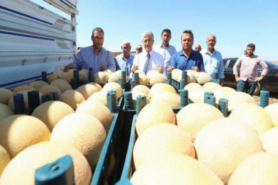 Başkan Tahmazoğlu, çiftçilerle ekti çiftçilerle topladı
