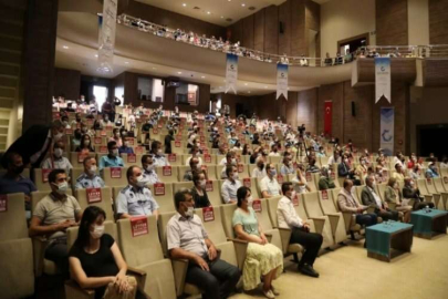 Büyükşehir’den personellere Covid-19 aşı teşviki konusunda bilgilendirme eğitimi