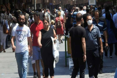 Çarşıdaki yoğunluk pes dedirtti