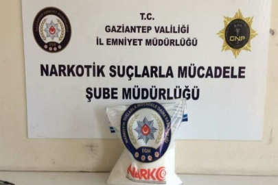 8 kilo metamfetamin ele geçirildi: 2 gözaltı