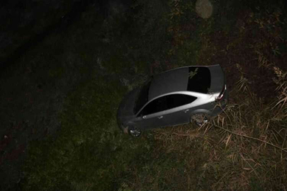 Otomobil dere yatağına uçtu: 2 yaralı