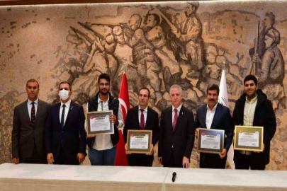 Hayırsever Özkaplan kardeşlerden okul projesine destek
