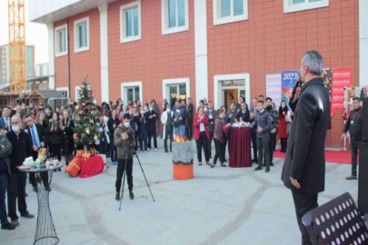 Sağlık çalışanları 1 yıllık stres attı