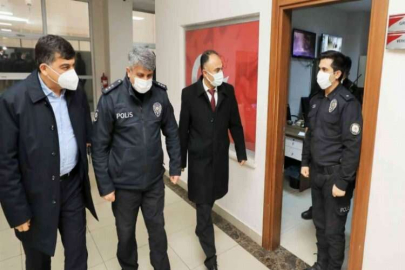 Başkan Fadıloğlu yılbaşında görevi başındaki polis ve askerleri ziyaret etti