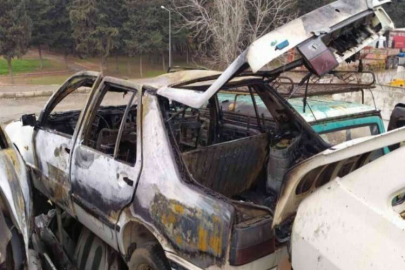 Gaziantep’te yanan otomobilin bagajında ceset bulundu