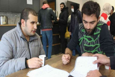 İletişim Fakültesi’nin tek görme engelli öğrencisi gazeteci olma yolunda