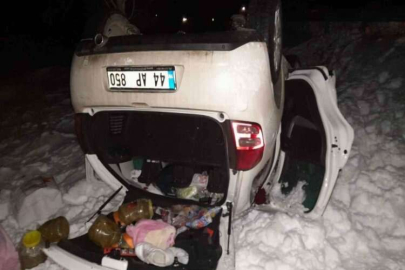 Takla atan otomobildeki 4 kişi yaralandı