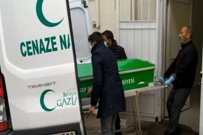 Düşerek kafasını yere çarpan yaşlı adam 12 gün sonra öldü