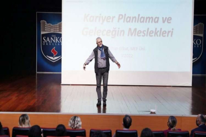 KARİYER GÜNÜ VE ÜNİVERSİTE FUARI BAŞLADI
