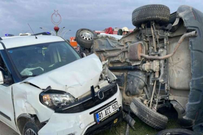 İki araç çarpıştı: 3’ü çocuk 5 kişi yaralandı
