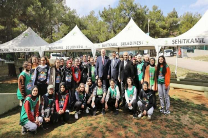 Milletvekili Koçer ile Fadıloğlu gençlerle buluştu