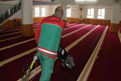 Camiler Ramazan’a hazırlanıyor