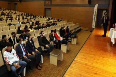 SANKO Üniversitesi akademisyenleri aday öğrencilerle buluştu