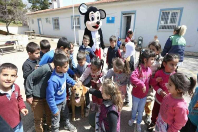 Büyükşehir miniklere hayvan sevgisi aşılıyor
