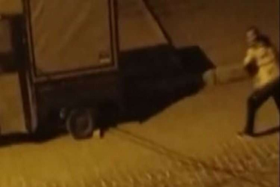 Önce kablo çalmaya çalıştı, sonra tepki gösteren vatandaşa elindeki aleti fırlattı