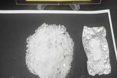 Uyuşturucu satıcıları kovalamaca sonucu yakalandı