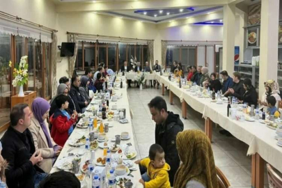 Polislerle iftarda buluştu