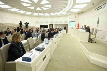 Büyükşehir meclisi toplandı