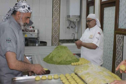 Kilis’te gerebiç tatlısı mesaisi