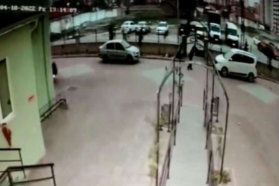 Üzerine çatı düşen adam hayatını kaybetti