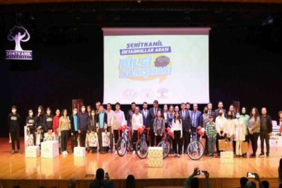 Şehitkamil’de ortaokul öğrencileri bilgi yarışmasında ter döktü