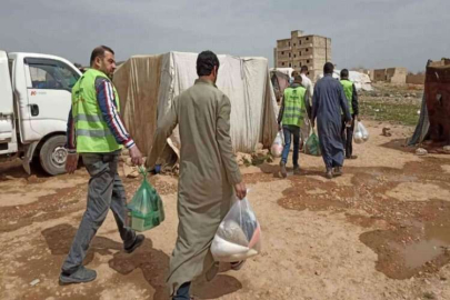İhtiyaç sahibi bin 100 aileye et, patates ve gıda malzemesi dağıtıldı